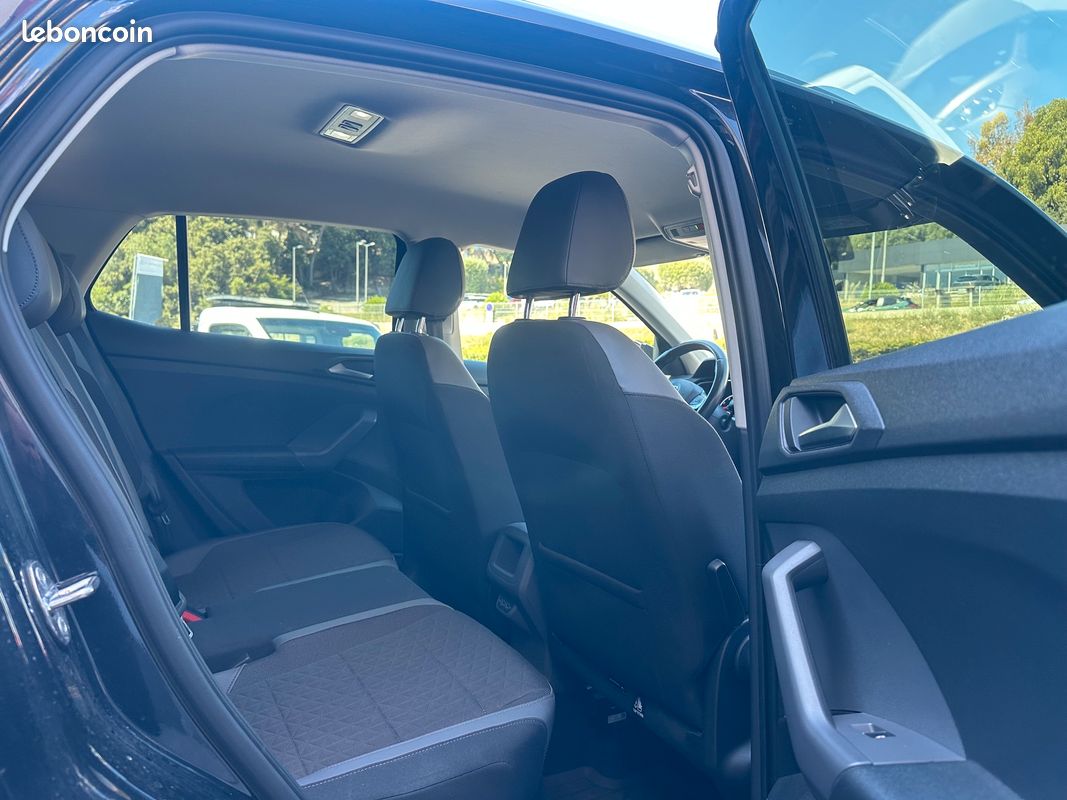 Volkswagen T-Cross 1.0 TSI 115 Start/Stop DSG7 R-Line (image 9)
