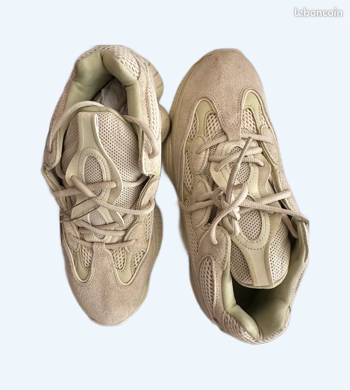 Adidas Yeezy 500 Vanille 43 1/3 (image 1)