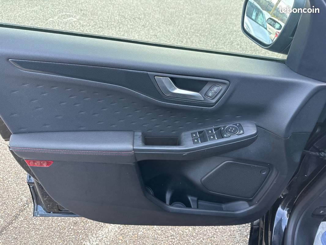 Ford Kuga 1.5 EcoBlue 120 S&S BVA8 ST-Line (image 20)
