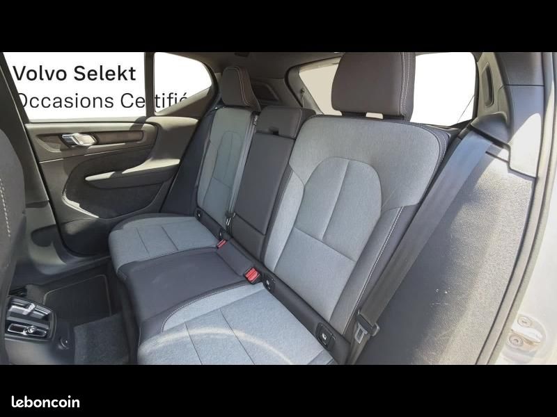 Volvo XC40 T5 Recharge 180 + 82ch Plus DCT 7 (image 6)