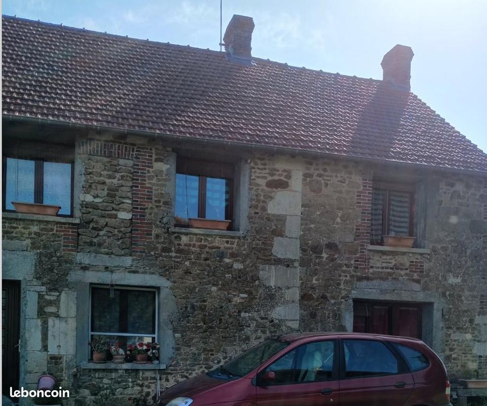 Maison 6 pièces 120 m² · à Écouché-les-Vallées · 120 m² · 120 000 €