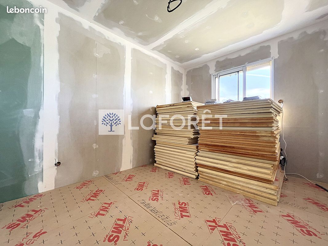 Maison 5 pièces 108 m² - Argentonnay 79150 Moutiers-sous-Argenton (image principale 7)
