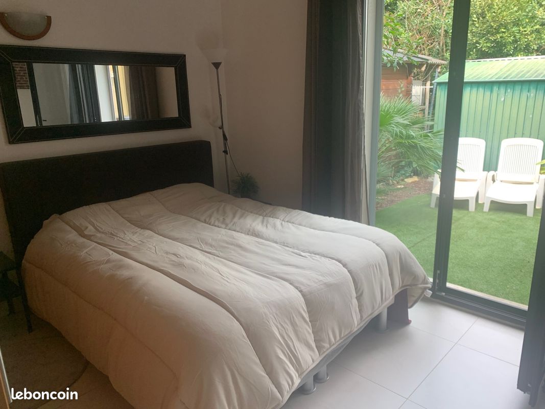 Appartement 2 pièces 60 m² · à Saint-Cyr-sur-Mer · 60 m² · 1 180 €