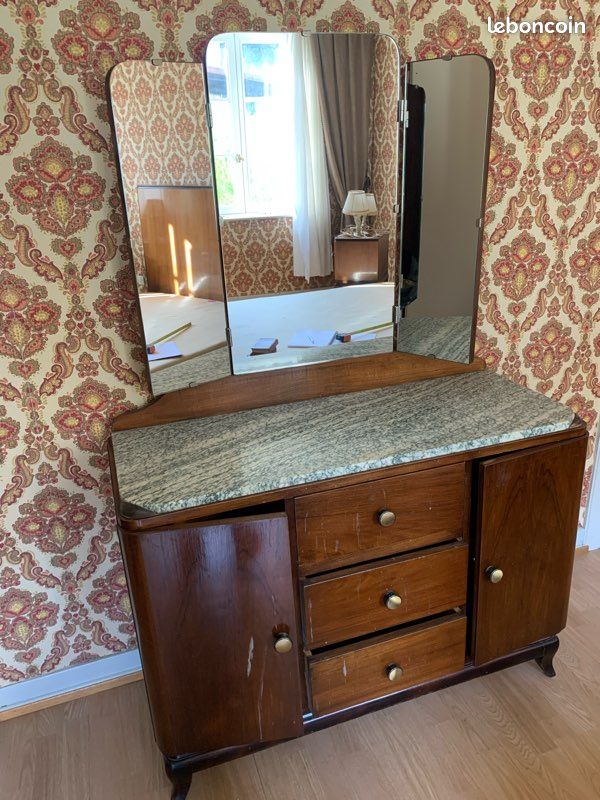 Coiffeuse en bois (image 1)
