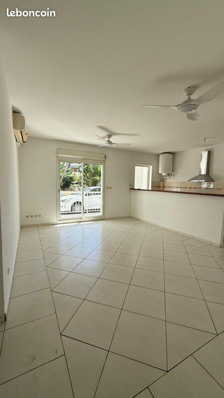Appartement 3 pièces 80 m² · à Saint-André · 80 m² · 850 €