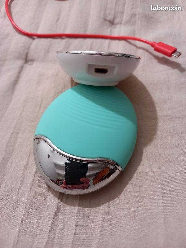 Nettoyant visage silicone rechargeable (image 4)
