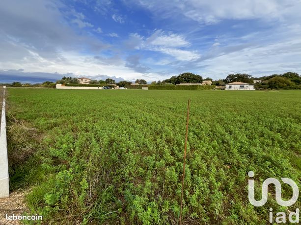 Terrain 889 m² Uzès
