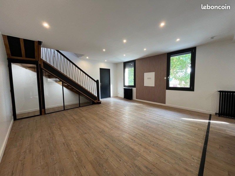Maison 4 pièces 133 m² · à Valence · 133 m² · 900 €/mois