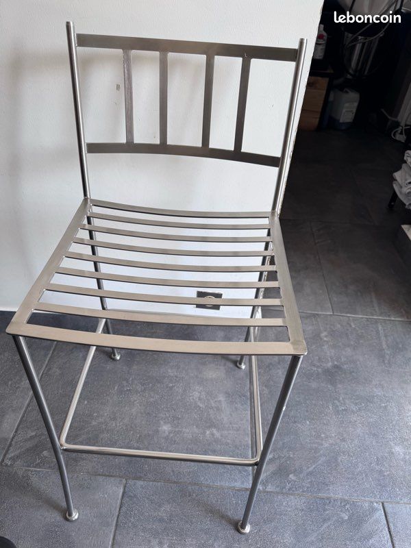 3 Chaises inox (image 1)