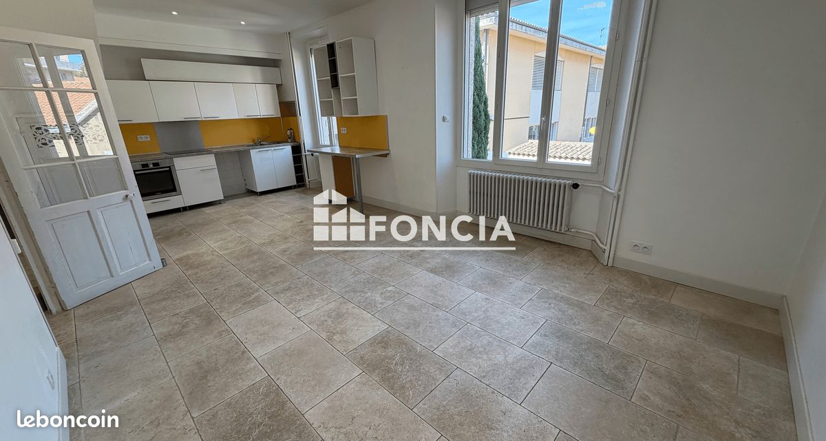 Maison 5 pièces 123 m² · à Salon-de-Provence · 123 m² · 1 590 €/mois