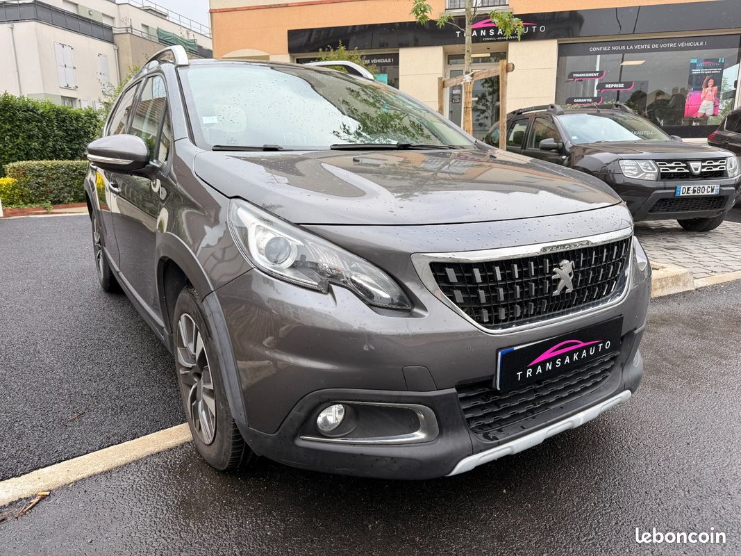 PEUGEOT 2008 130ch SS BVM6 Style (image 1)