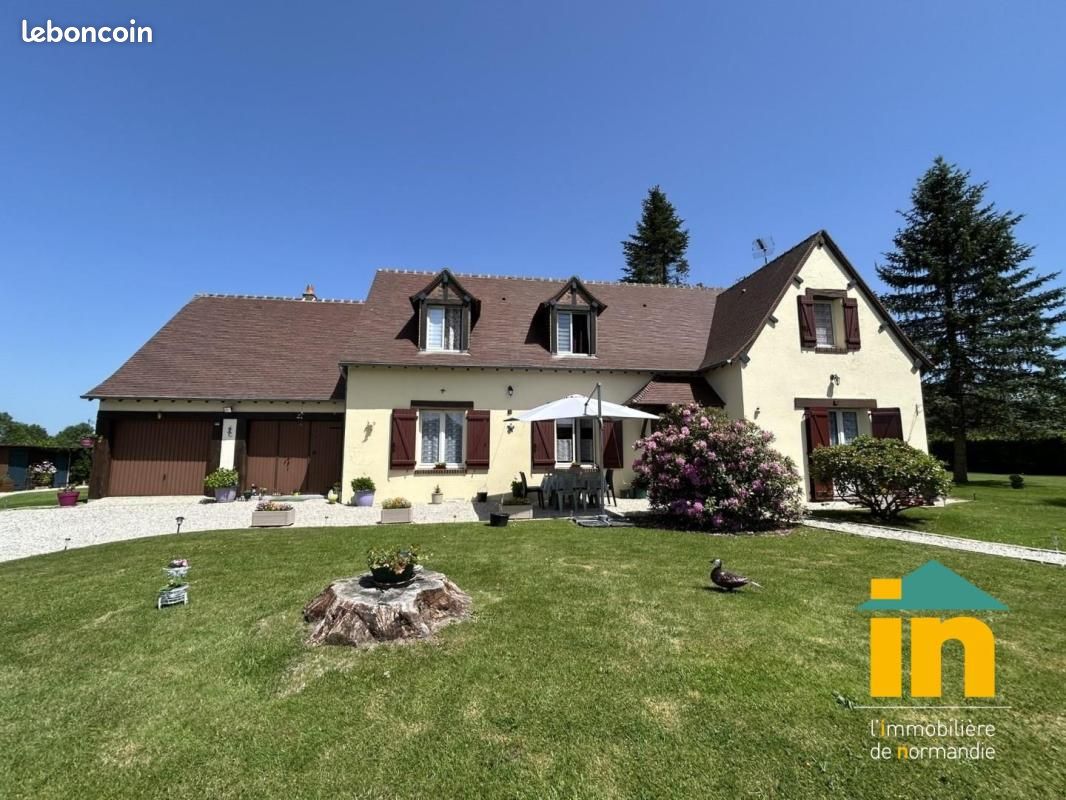 Maison 5 pièces 160 m² · à Moulins-la-Marche · 160 m² · 318 000 €