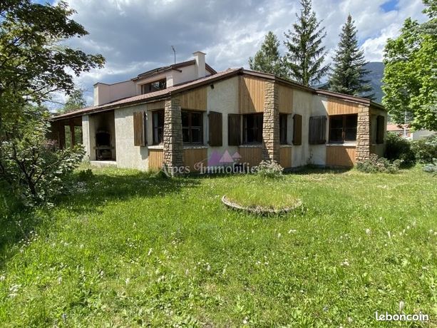 Maison 6 pièces 200 m²