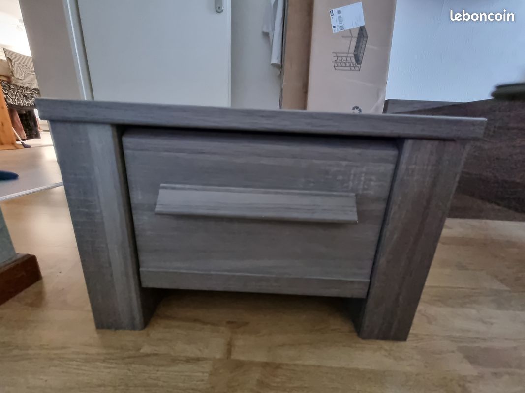 Lit 140 x 200 + sommier & Table de chevet (image 2)