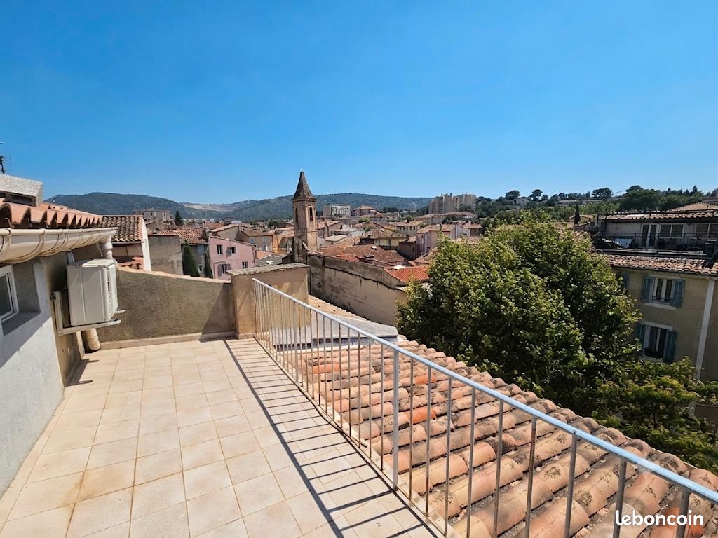 Appartement 1 pièce 33 m² · à Aubagne · 33 m² · 550 €