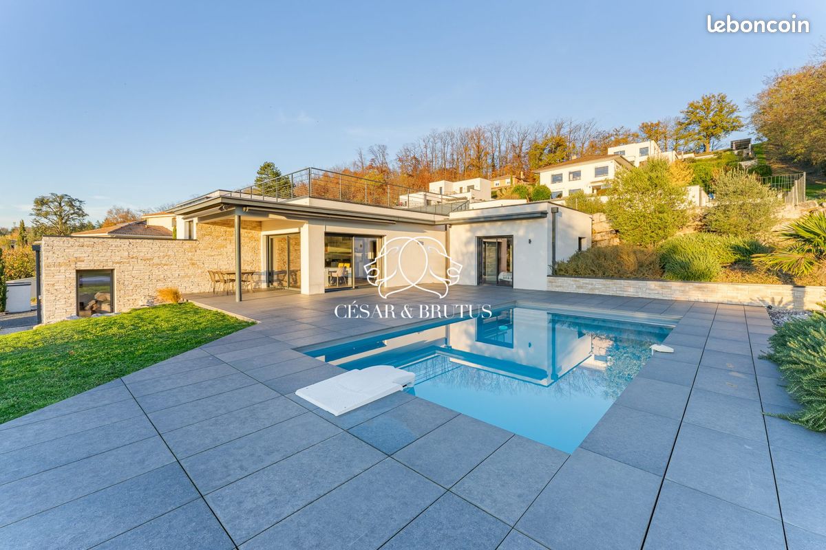Maison 7 pièces 185 m² · à Reyrieux · 185 m² · 895 000 €