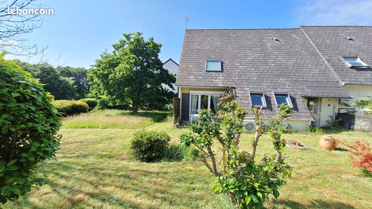 Maison 4 pièces 104 m² · à Trégourez · 104 m² · 150 000 €