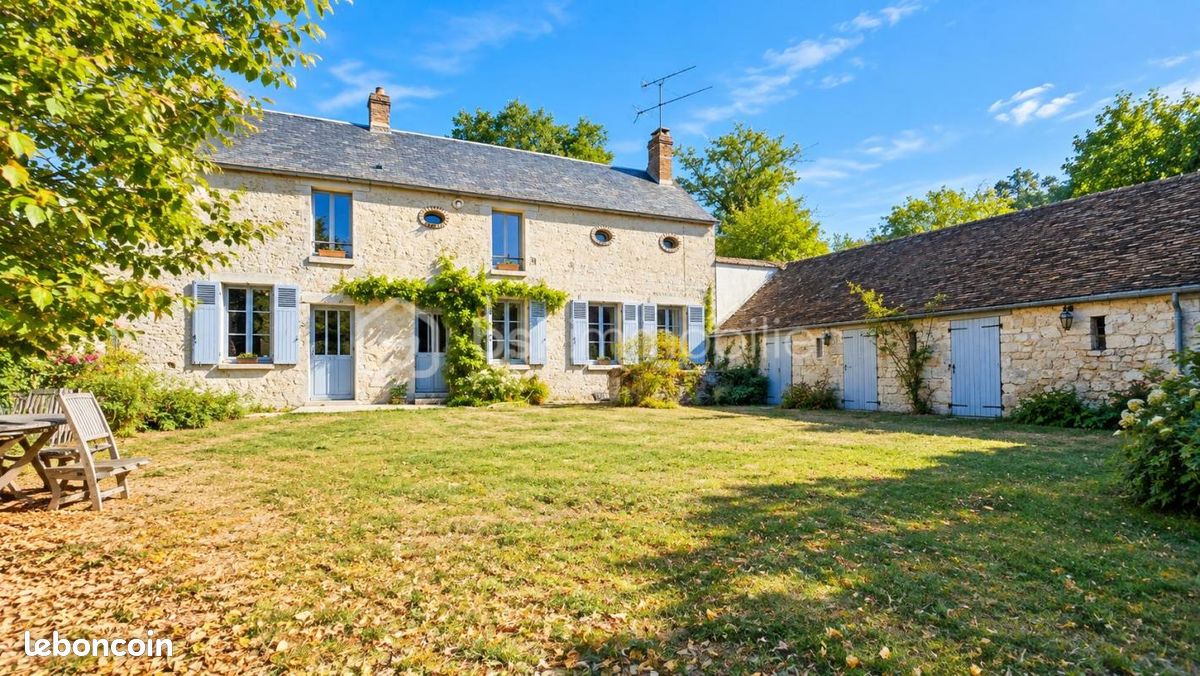 Maison 7 pièces 170 m² · à Château-Landon · 170 m² · 220 000 €
