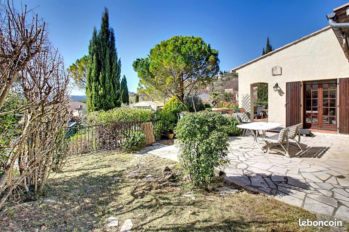 Maison 4 pièces 107 m² · à Draguignan · 107 m² · 351 000 €