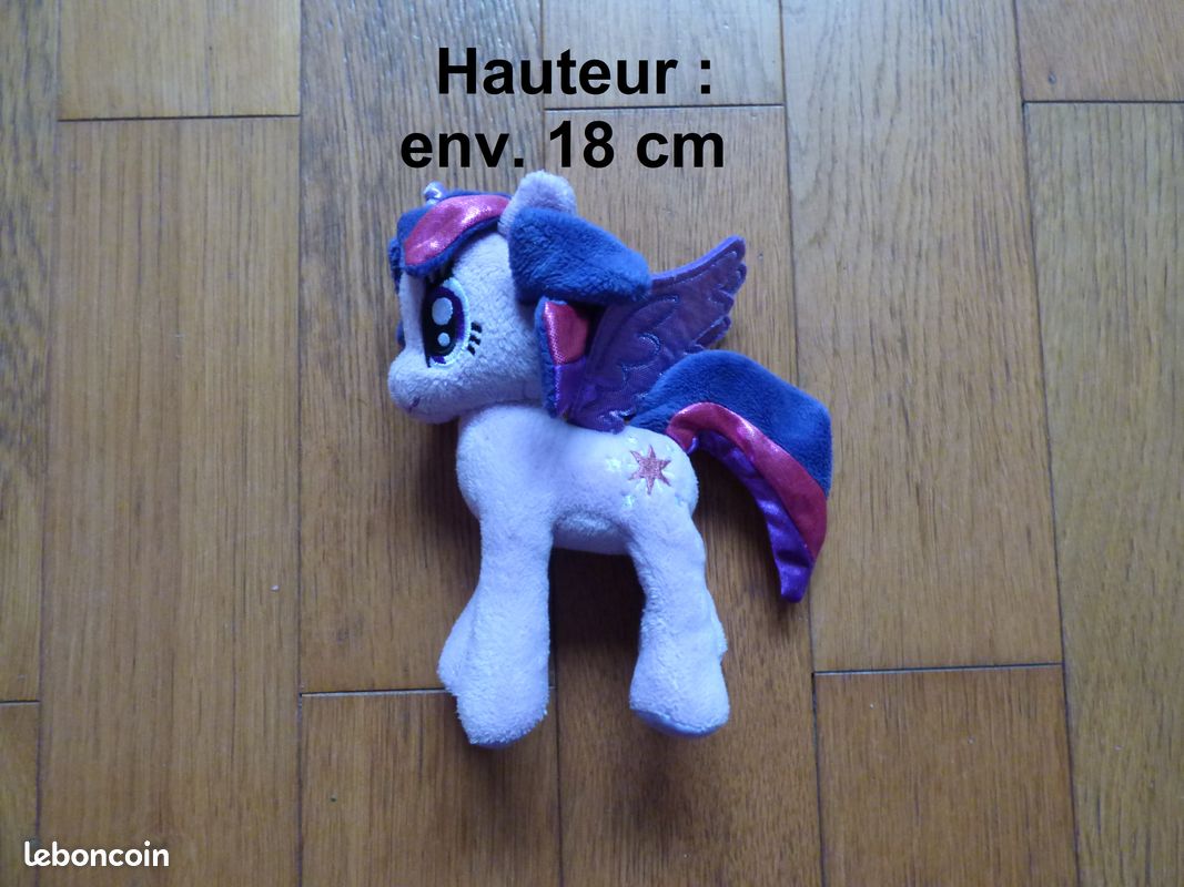 Peluche Twilight Sparkle (env. 18 cm) de la marque My Little Pony (image 1)