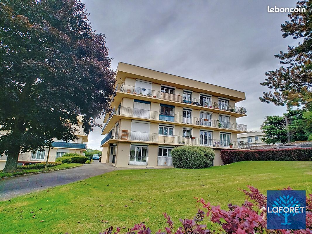 Appartement 2 pièces 67 m² · à Bernay · 67 m² · 650 €