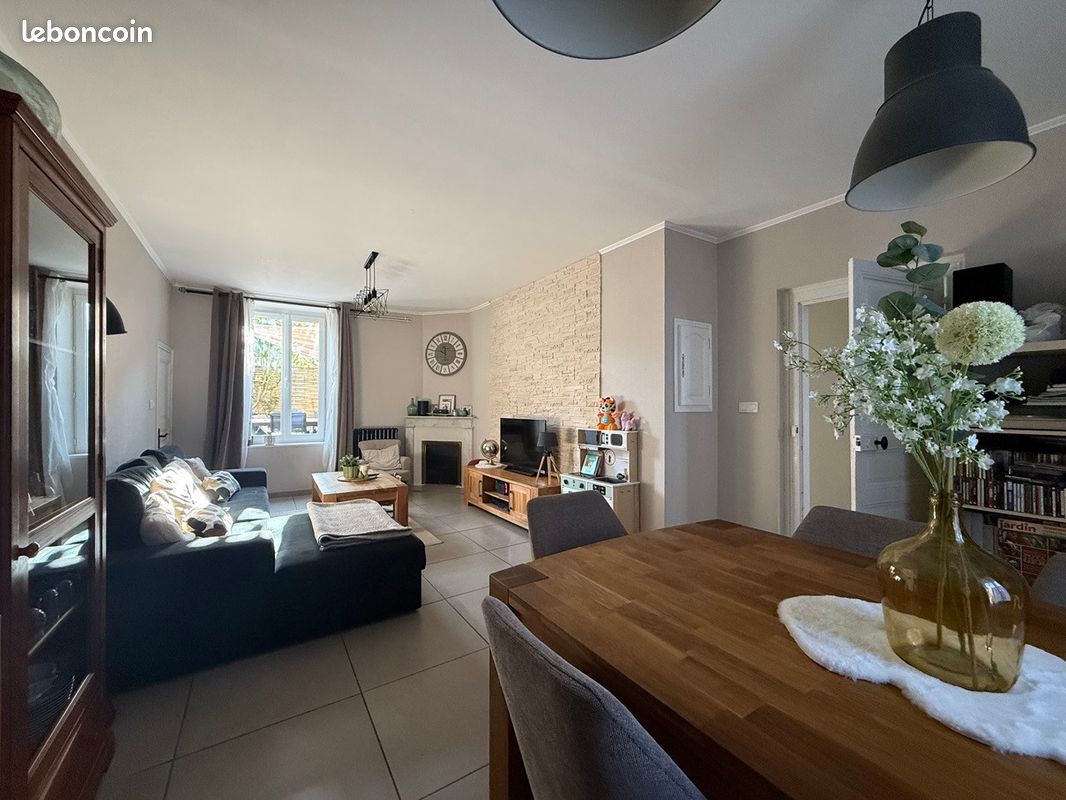 Maison 5 pièces 110 m² · à Issoudun · 110 m² · 164 500 €