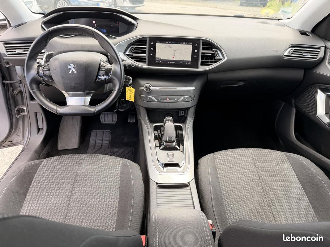 PEUGEOT 308 SW 1.5 BlueHDi 130ch EAT8 Active Business - 1ère main - 104900 kilomètres (image 9)