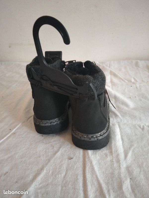 Boots (image 3)