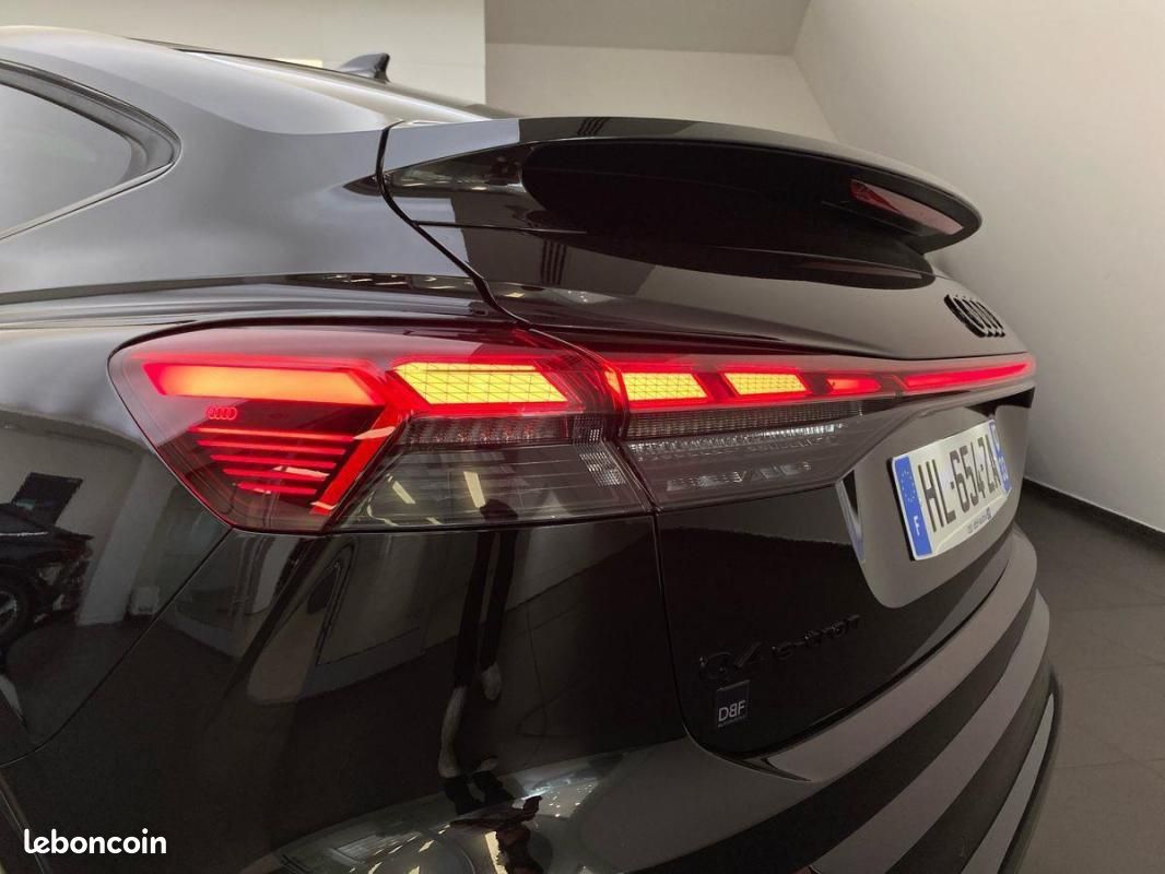 Audi e-tron Q4 SB PERFORMANCE 286 CH (image 36)