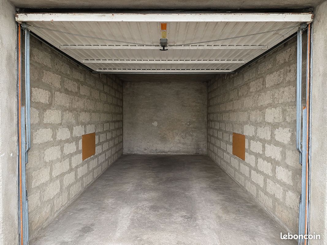 Parking 1 pièce · à Boulogne-sur-Mer · 11 000 €