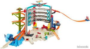 Hot wheels Mega garage + tracks builder (image 1)