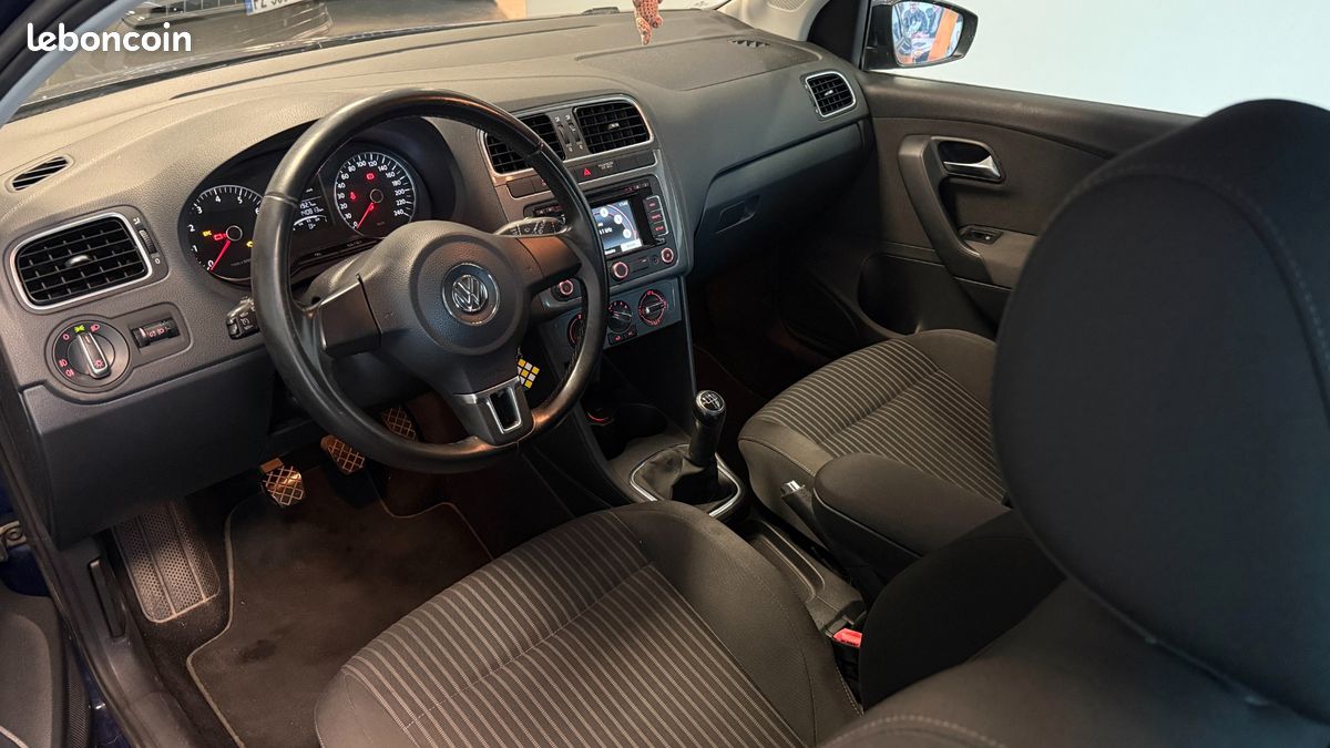 VOLKSWAGEN POLO 1.4 85 SPORT LINe (image 29)