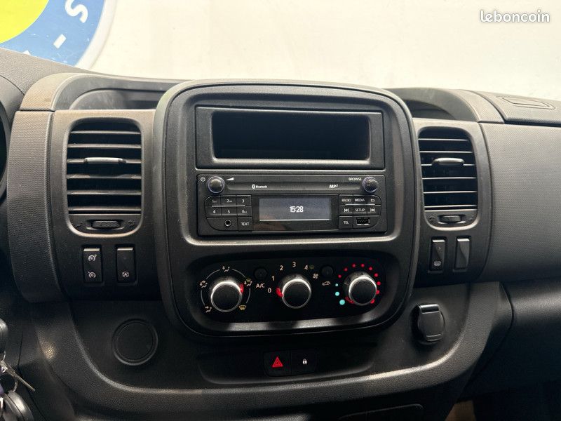 Renault TRAFIC III FG L2H2 1200 2.0 DCI 145CH ENERGY GRAND CONFORT E6 (image 15)
