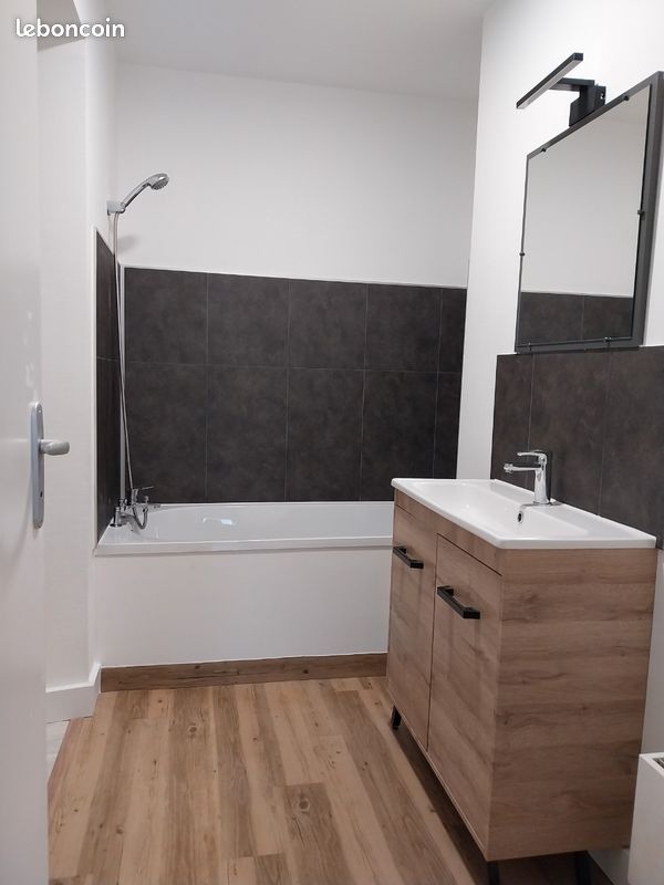 Appartement 2 pièces 54 m² · à Le Grand-Quevilly · 54 m² · 750 €