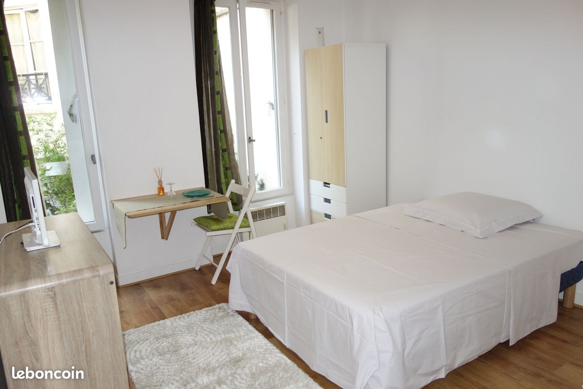 Appartement 1 pièce 18 m² · à Paris · 18 m² · 880 €