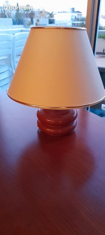 Lampe de chevet (image 1)