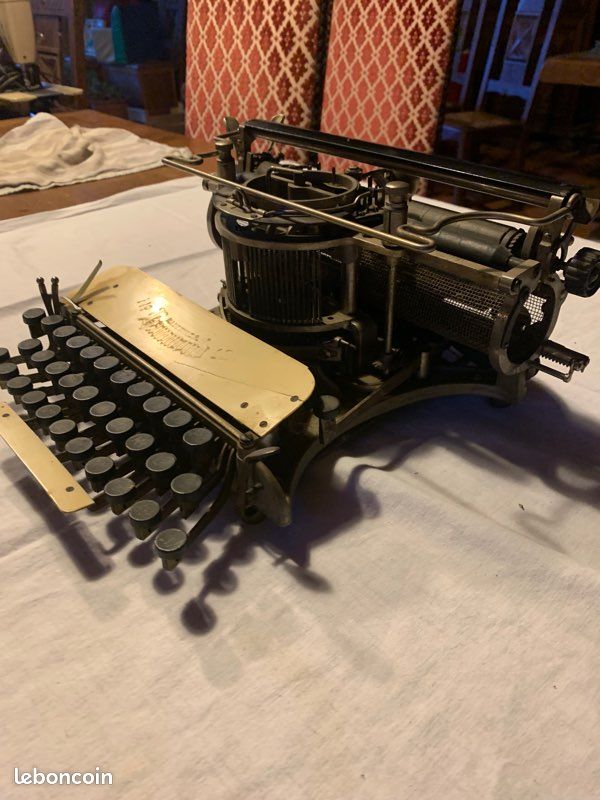 Machine à écrire collection (image 12)