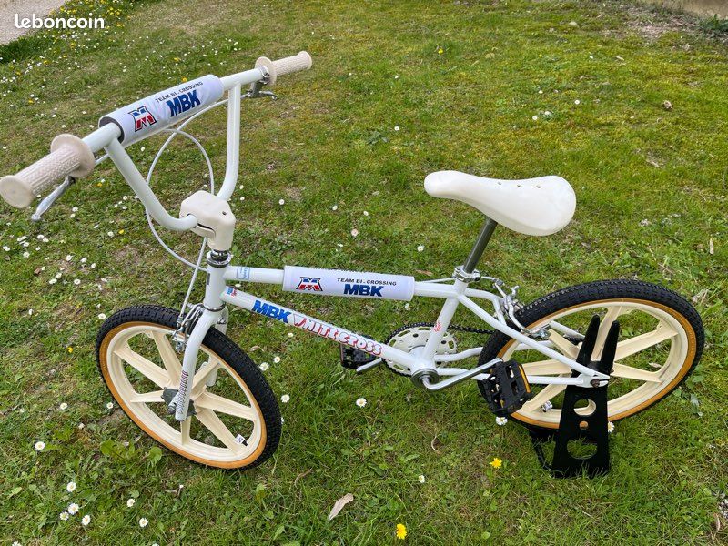 BMX MBK Winner Vintage - Vélo Ancien Collector - Cadre Acier Blanc - Années 80/90 ?