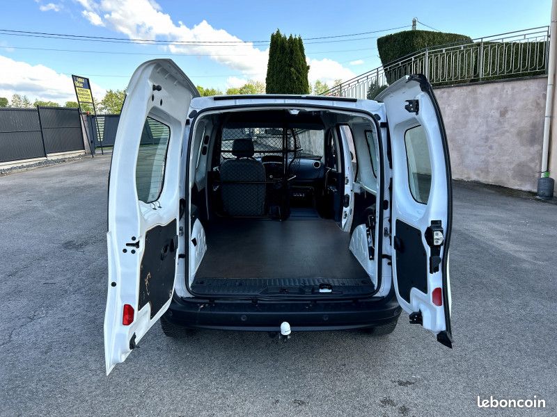 Renault KANGOO II EXPRESS MAXI 1.5 BLUE DCI 95CH GRAND VOLUME CONFORT - ATTELAGE (image 19)