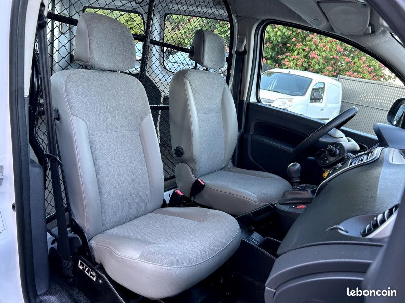 Renault KANGOO II EXPRESS MAXI 1.5 BLUE DCI 95CH GRAND VOLUME CONFORT - ATTELAGE (image 10)