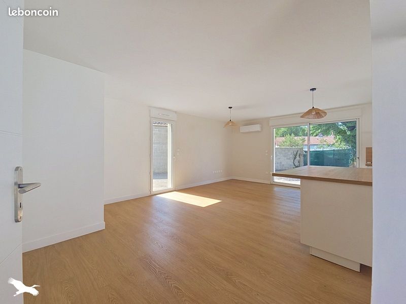 Maison 4 pièces 83 m² · à Saint-Médard-d'Eyrans · 83 m² · 348 480 €