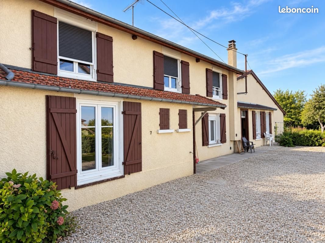Maison 5 pièces 97 m² · à Éclaron-Braucourt-Sainte-Livière · 97 m² · 193 000 €