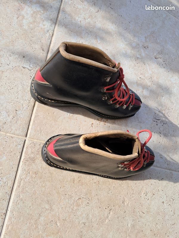 Paire de Chaussures « Art » en Cuir avec Lacets Femme Unisex Ado Taille 36/37 Très Résistantes Marche Montagne Randonnées Ski Chaudes Solides et Confortables Vintage Rétro - Chaussures