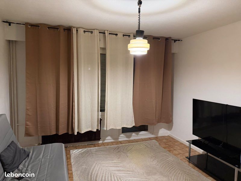 Appartement 1 pièce 23 m² · à Saint-Julien-en-Genevois · 23 m² · 1 100 €/mois