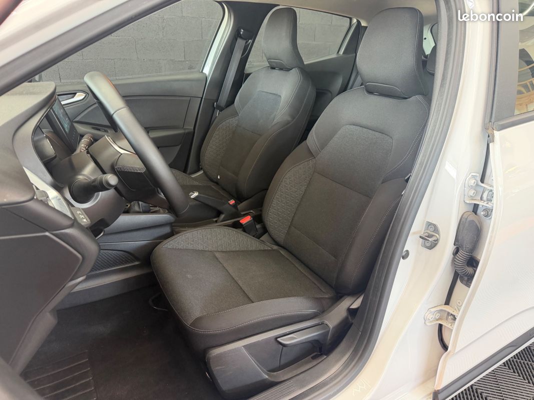 RENAULT CLIO 1.0 TCE 90 EQUILIBRE -APPLE CAR PLAY-GARANTIE 6 MOIs (image 5)