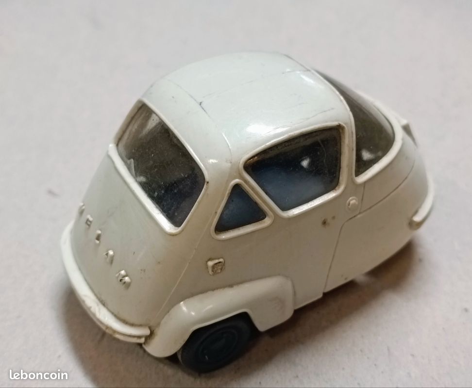 Isetta Velam 1/43 QUIRALU - Collection