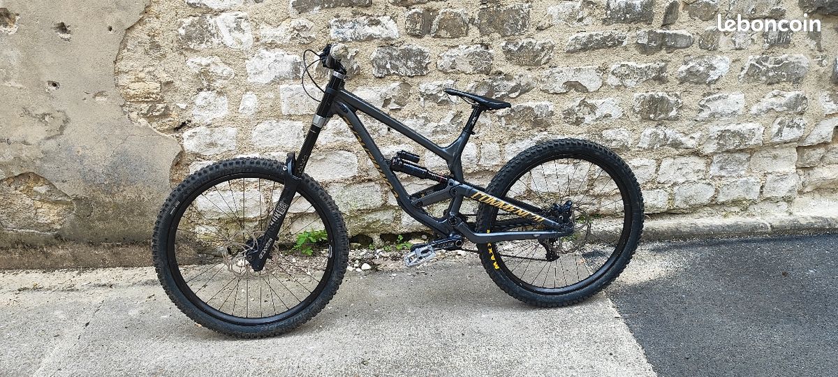 Commencal Furious Vtt Commencal Bicycle Commencal Furious Occasion