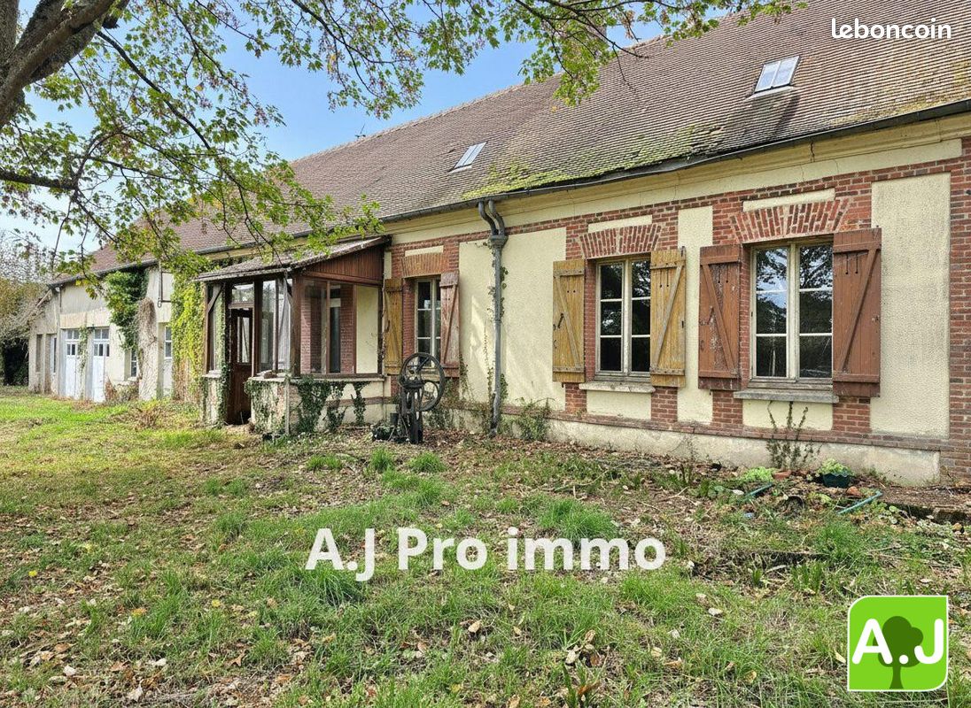 Maison 5 pièces 106 m² · à Coudres · 105,7 m² · 157 500 €