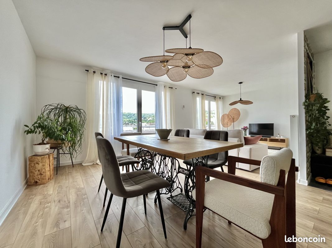 Appartement 3 pièces 74 m² · à Clermont-Ferrand · 74 m² · 880 €/mois