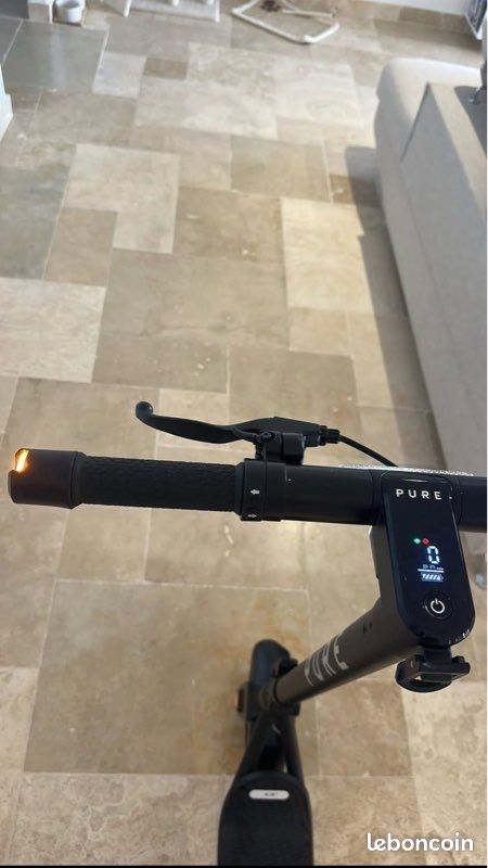 Trottinette électrique PURE ELECTRIC PURE AIR 3 (image 4)